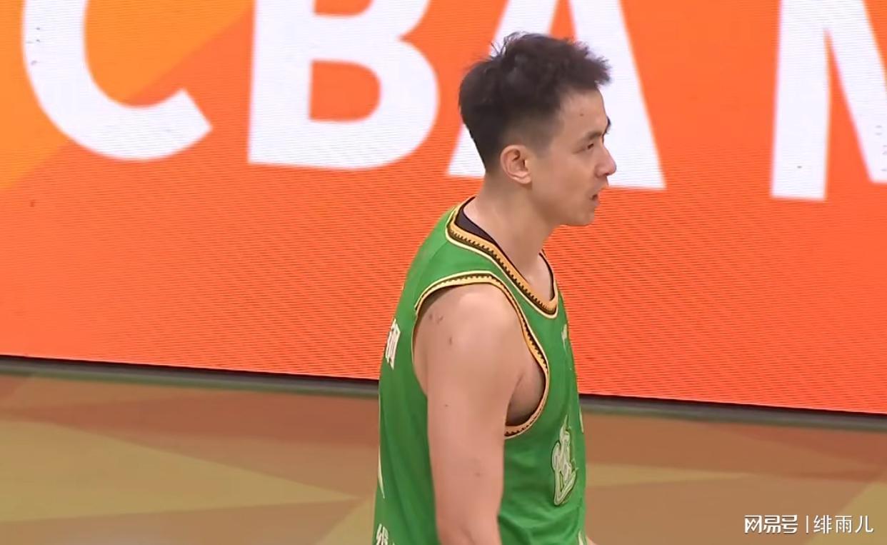 开云-逼走赵继伟？辽宁队“8打5”狂输山东男篮，杨鸣恐无缘季后赛！